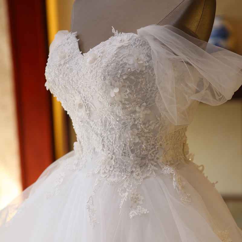 Giorgia Bride'S Wedding Dress With Long Tail