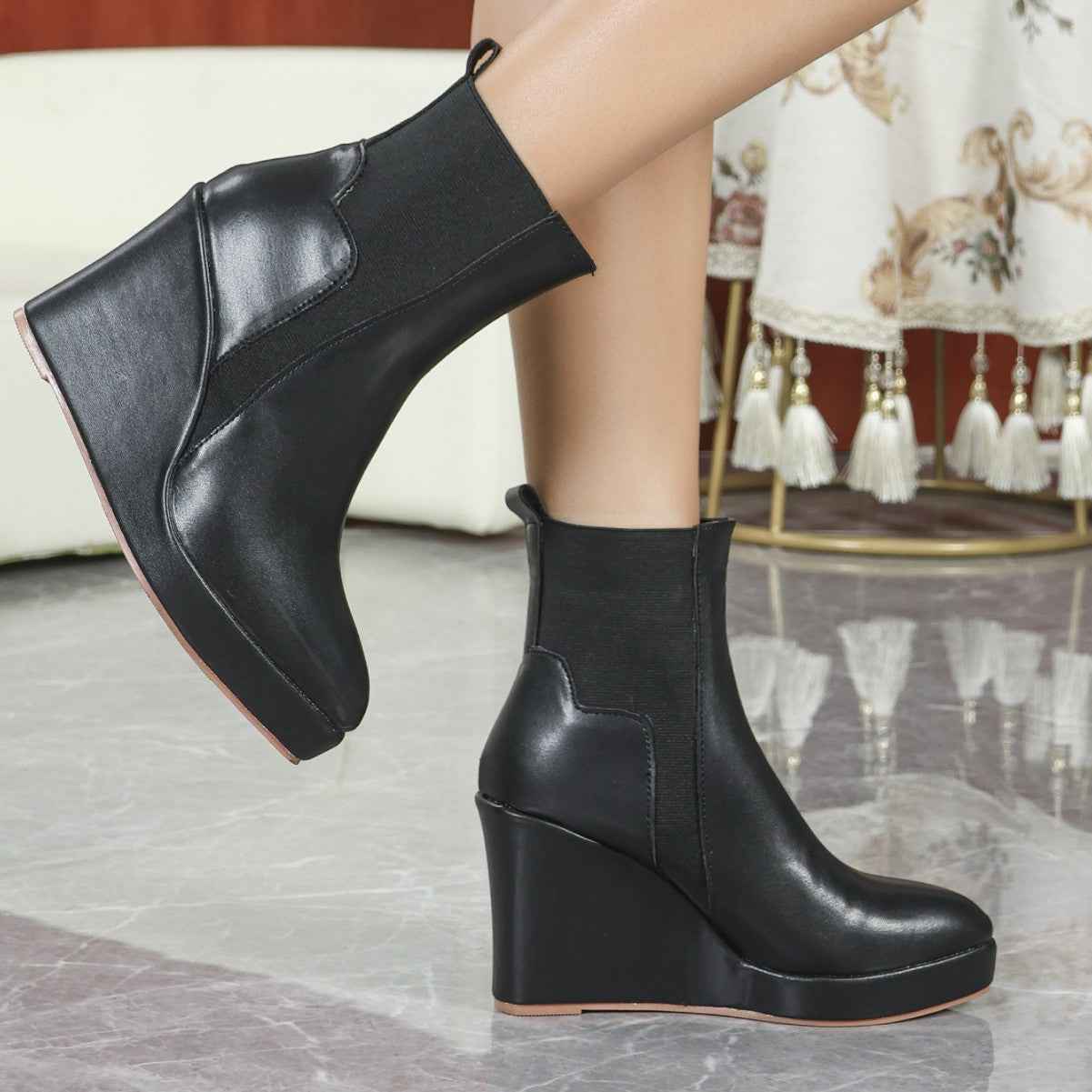 Autumn Winter Thick Bottom Wedge Martens Boots Leather round Head Slip on Short Tube Single Layer Boots