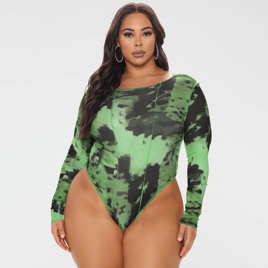 Plus size Maryangel Rebel jumpsuit with round neck, long sleeves, and vibrant print, fitted at the bust, perfect for spring.