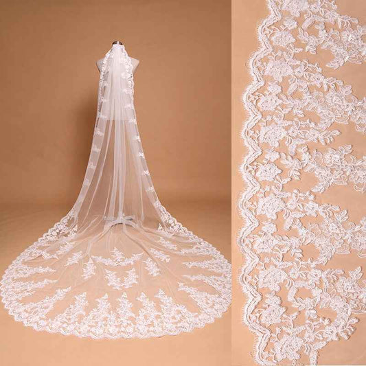 Mariangela Long-tail lace bride veil