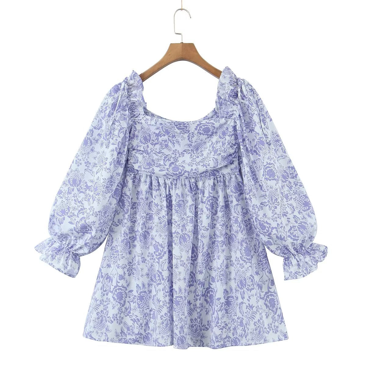 Large floral swing dress by Maryangel Rebel with a defined waist seal, perfect for spring fashion.