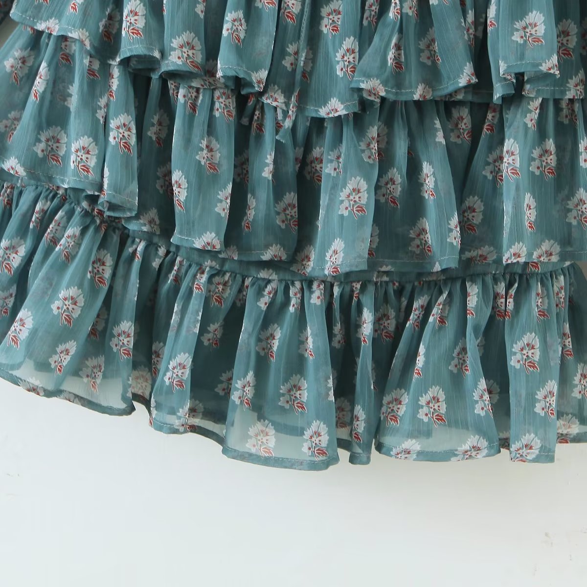 Maryangel Rebel elegant slim fit floral chiffon dress with square collar and puff sleeves, featuring tiered layers.