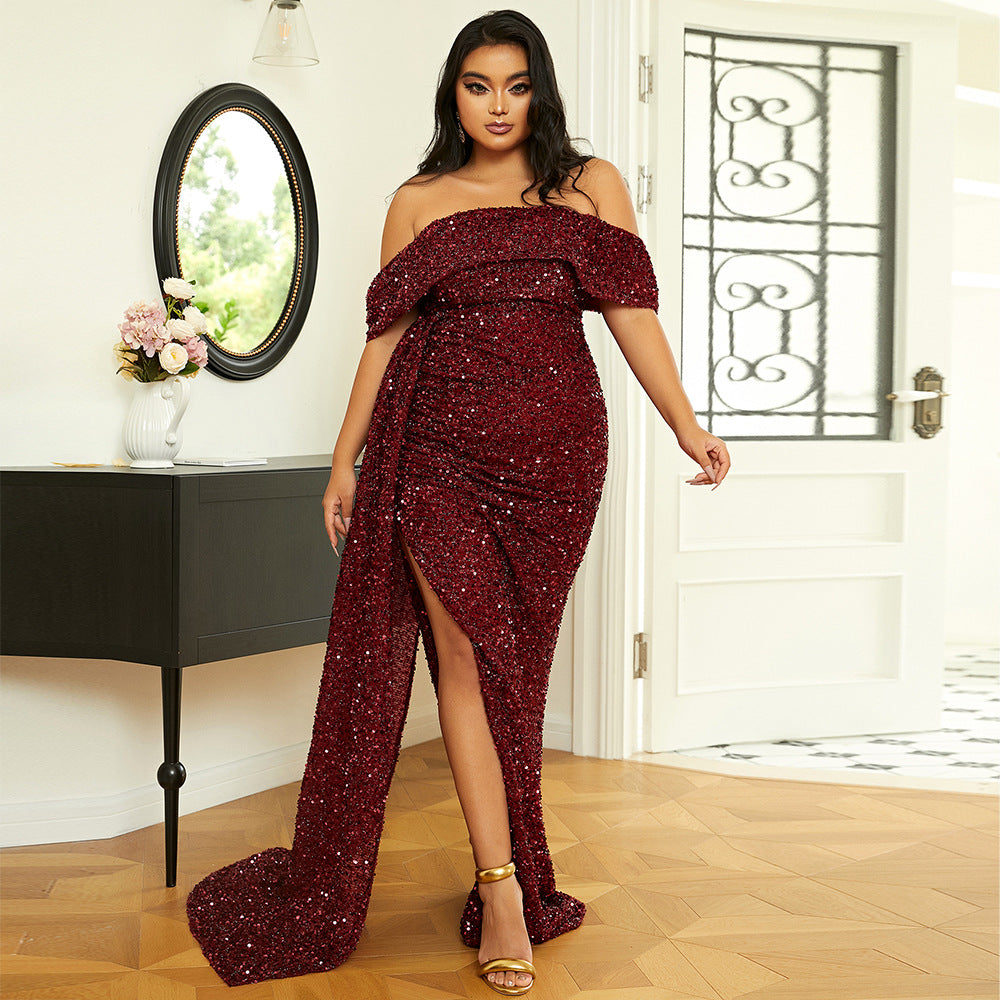 Plus size Maryangel Rebel long evening dress with light sequins, ideal for weddings and cocktail parties.